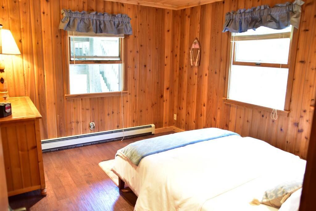 Quiet And Comfy 3Bed/2Bath - Chalet With Hot Tub. Cedar Екстер'єр фото